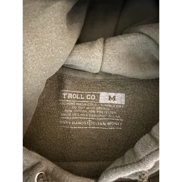 Troll Co. Clothing Dirty Hands Clean Money Mens Size M  Graphic Hoodie Green - Picture 2 of 9